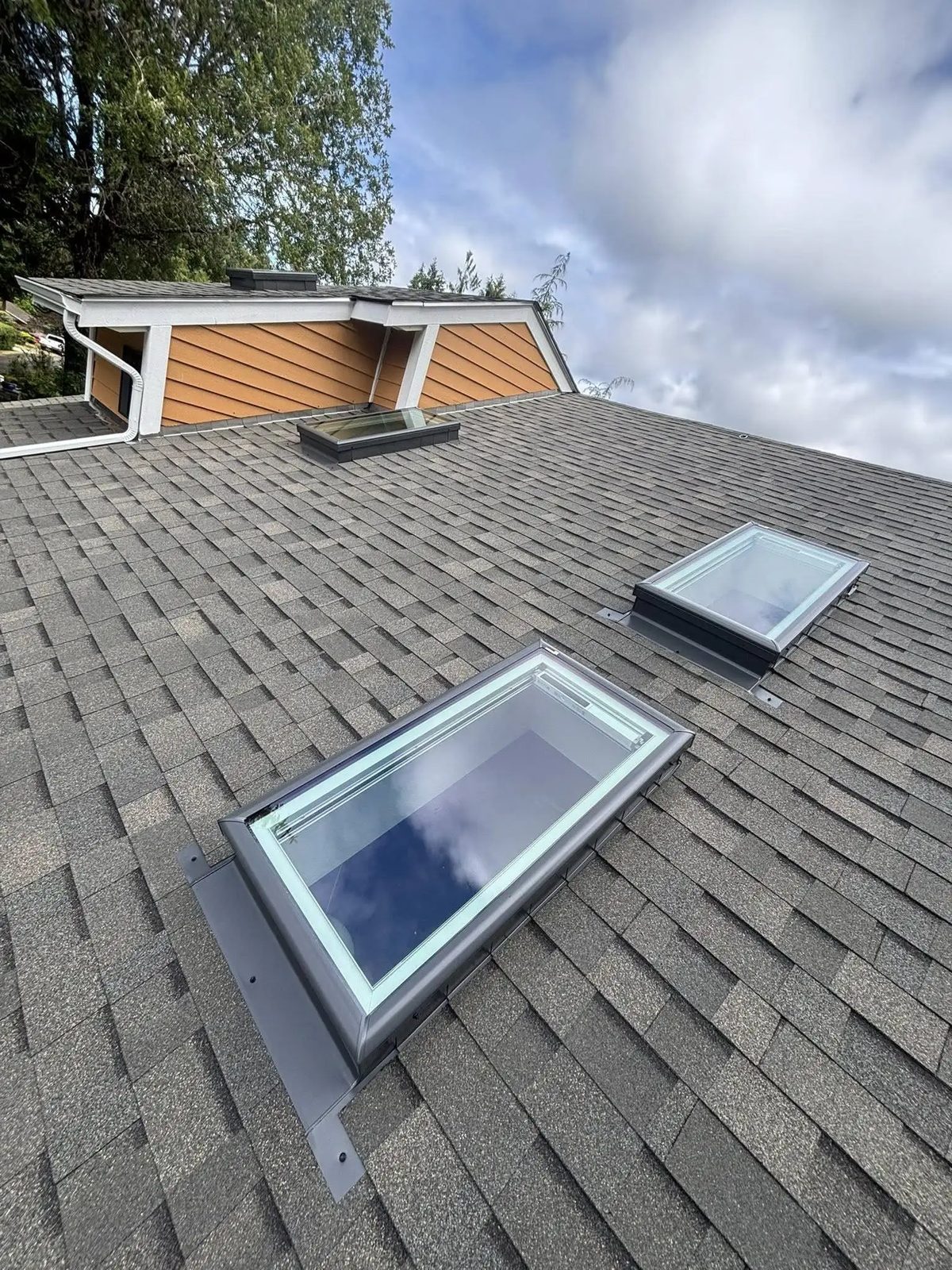 Pacific Peaks Roofing project in coastal Oregon